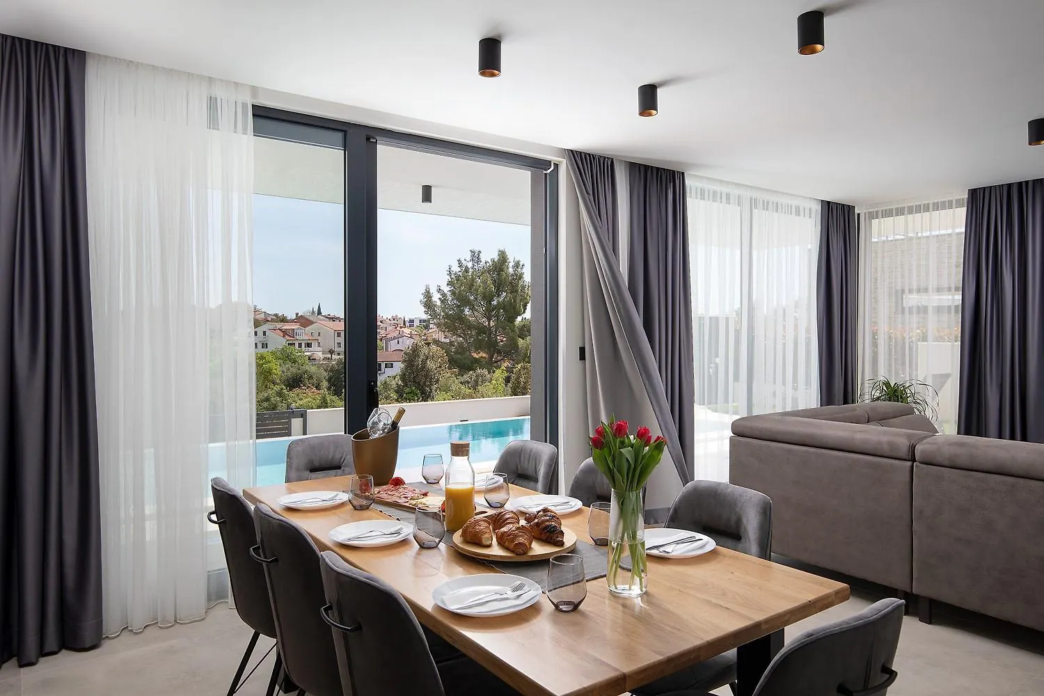 Villa Infinity Gem Medulin 0*,  Croatia